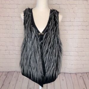 {Alberto Makali} Vest